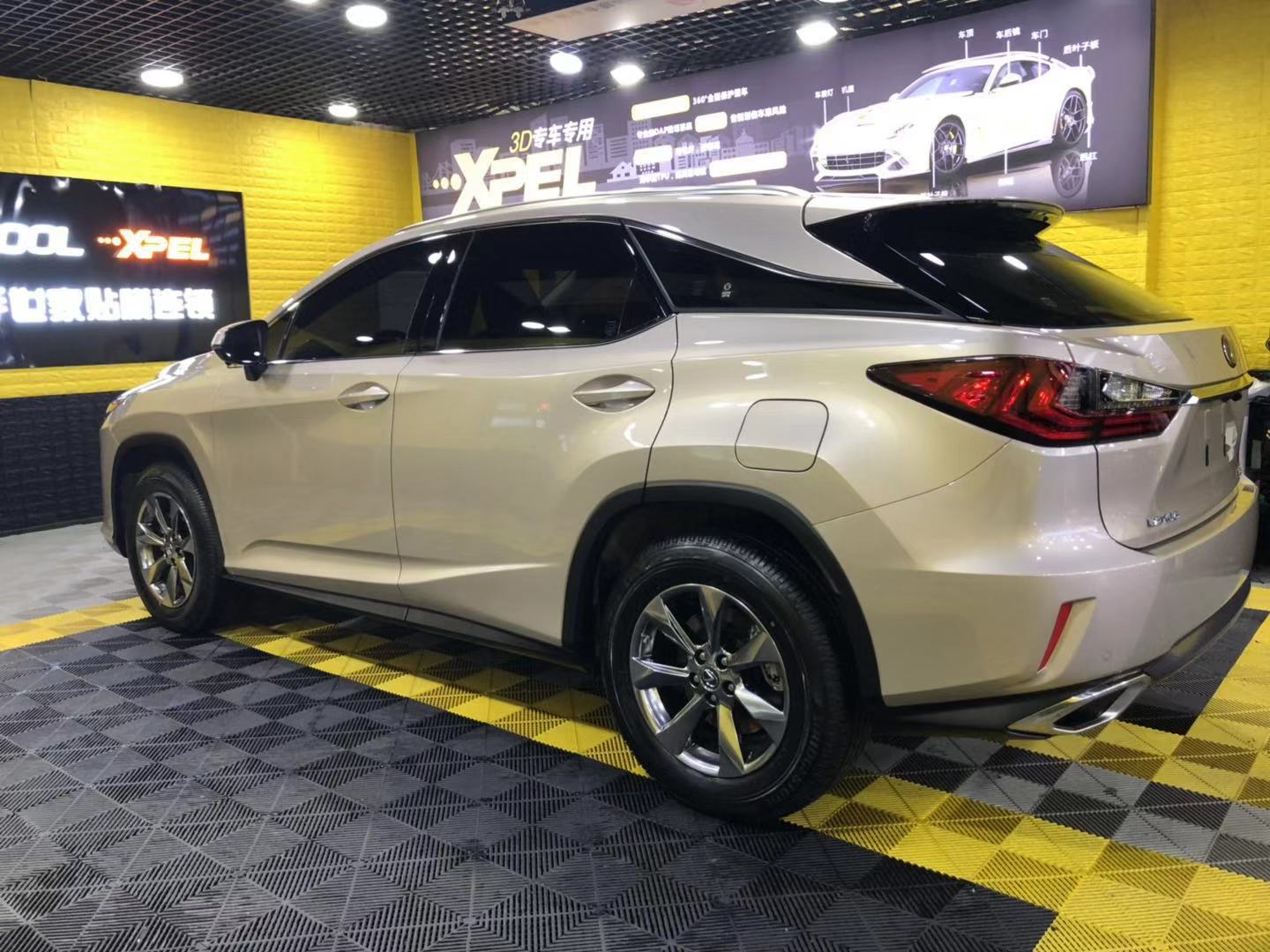 汽車貼膜